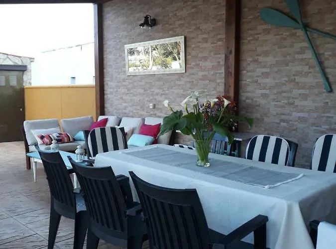 펜션 La Huerta Con Piscina Y Wifi 콘일데라프론테라